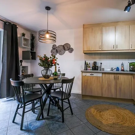 Ferienwohnung Pfaelzer Weinperle Mit Terrasse Hainfeld Exterior foto